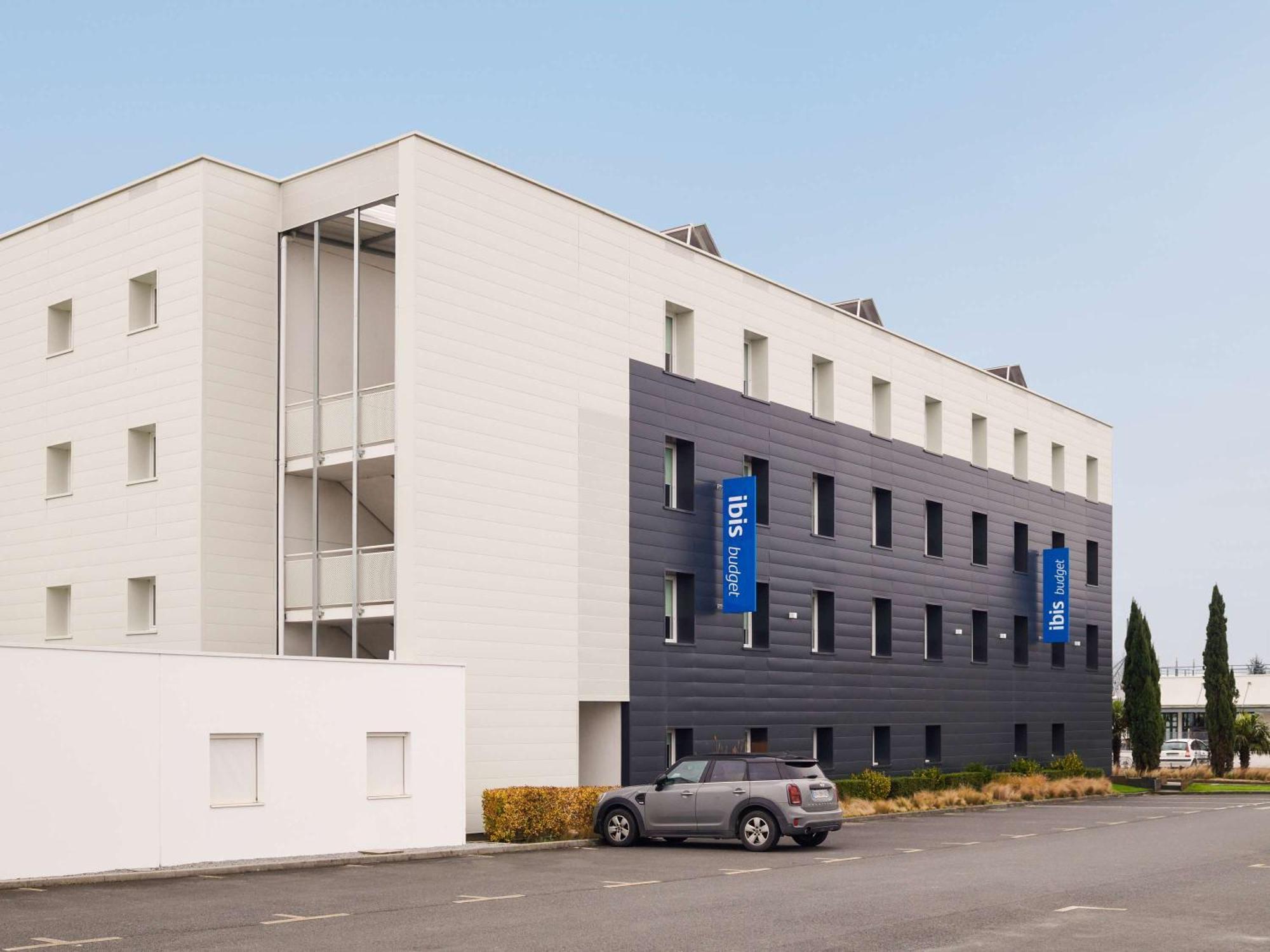 Ibis Budget Ancenis Mesanger Экстерьер фото