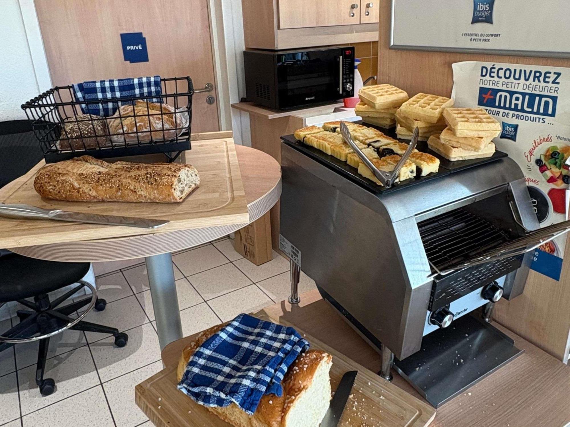 Ibis Budget Ancenis Mesanger Экстерьер фото